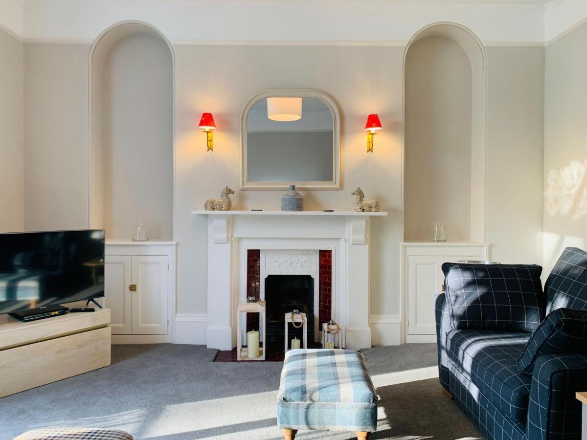 The Westgate Villa Charmouth Exteriör bild