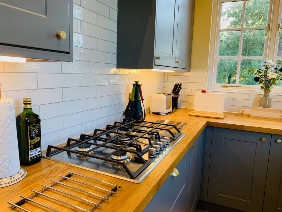 The Westgate Villa Charmouth Exteriör bild