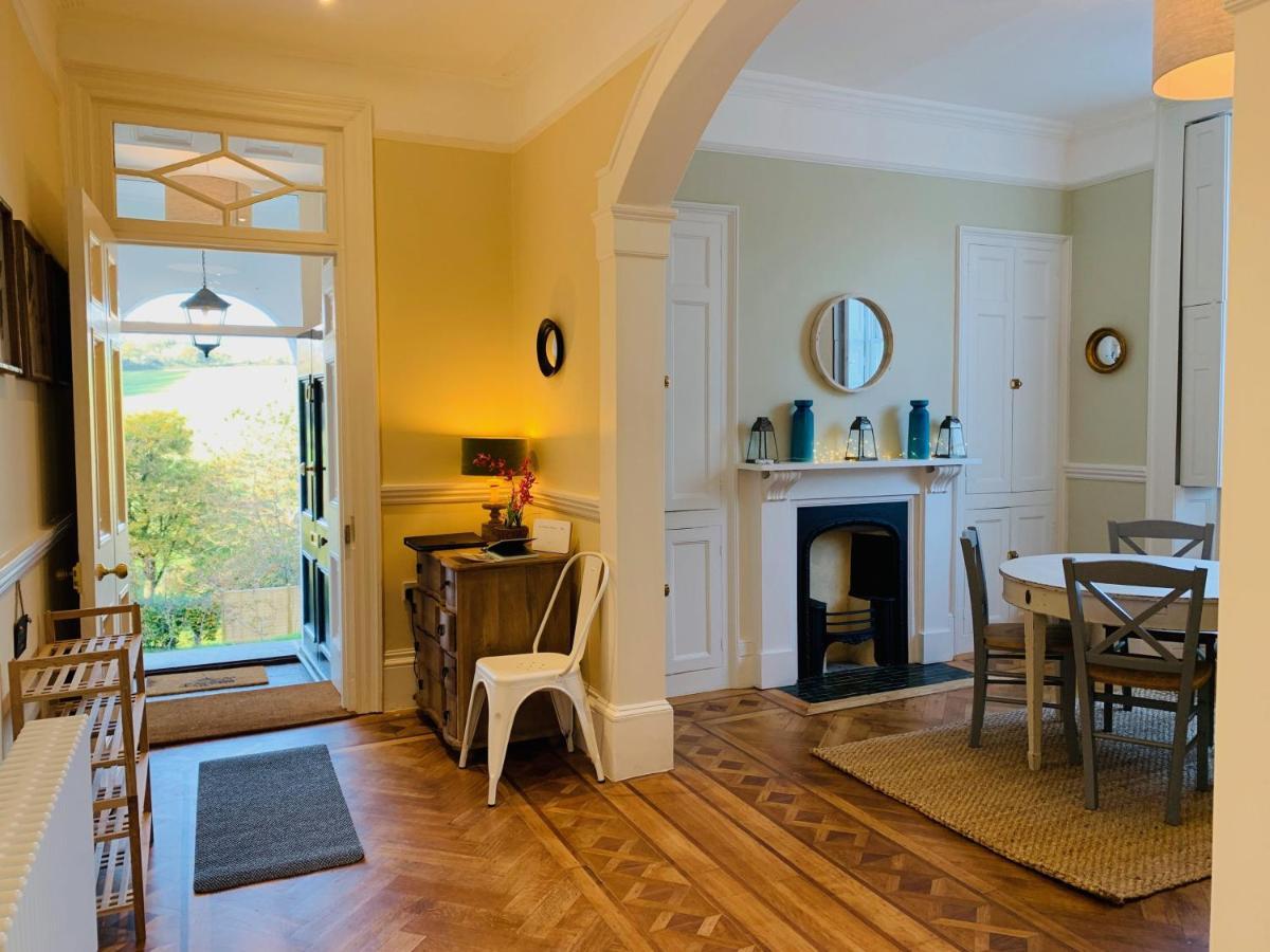 The Westgate Villa Charmouth Exteriör bild